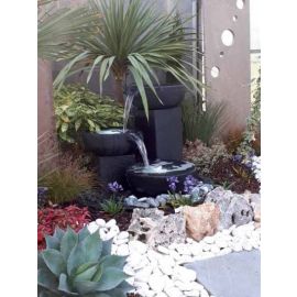 Coupelles Bronze 120- Sklobetónová fontána exteriér